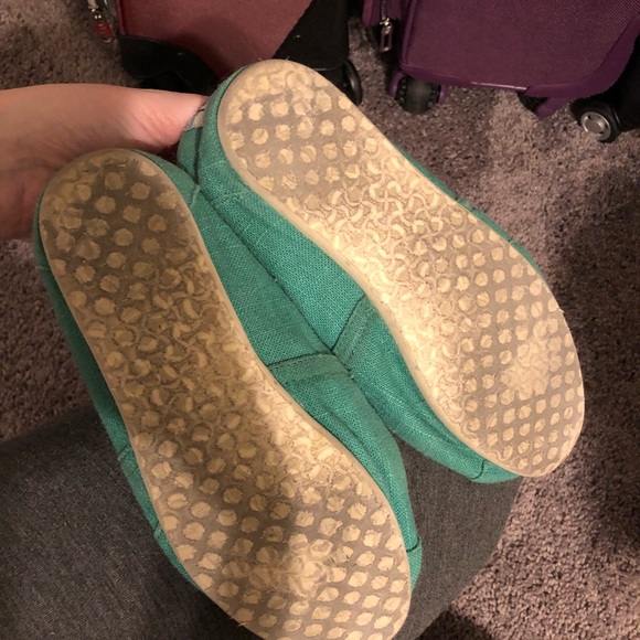 TOMS Classics in Green Linen - Picture 6 of 6